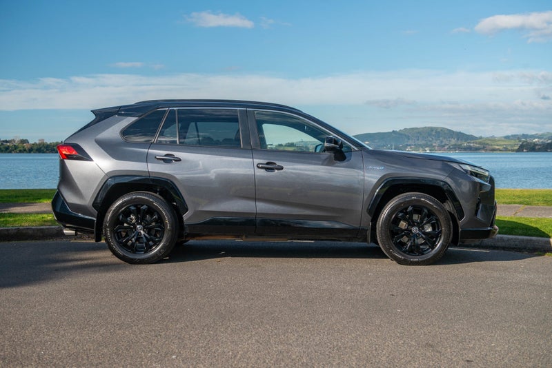 2022 Toyota RAV4 XSE 2.5P HV ECVT AWD image 5