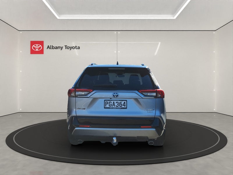 2022 Toyota RAV4 XSE 2.5P HV ECVT AWD SUV/5D/5S... image 5