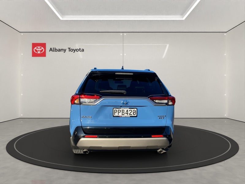 2022 Toyota RAV4 XSE 2.5P HV ECVT AWD SUV/5D/5S... image 4