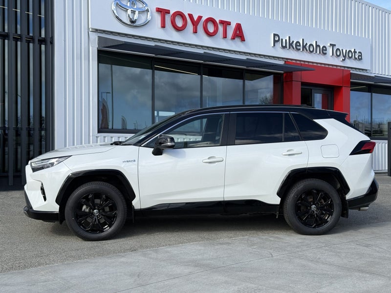 2022 Toyota RAV4 XSE 2.5P HYBRID ECVT AWD SUV -... image 2