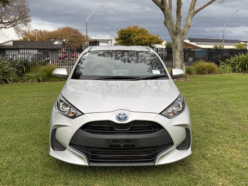 2022 Toyota Yaris 1.5 Hybrid X Hatch (GX equiva... image 2