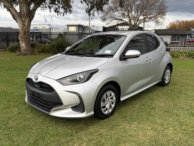 2022 Toyota Yaris 1.5 Hybrid X Hatch (GX equiva... image 3