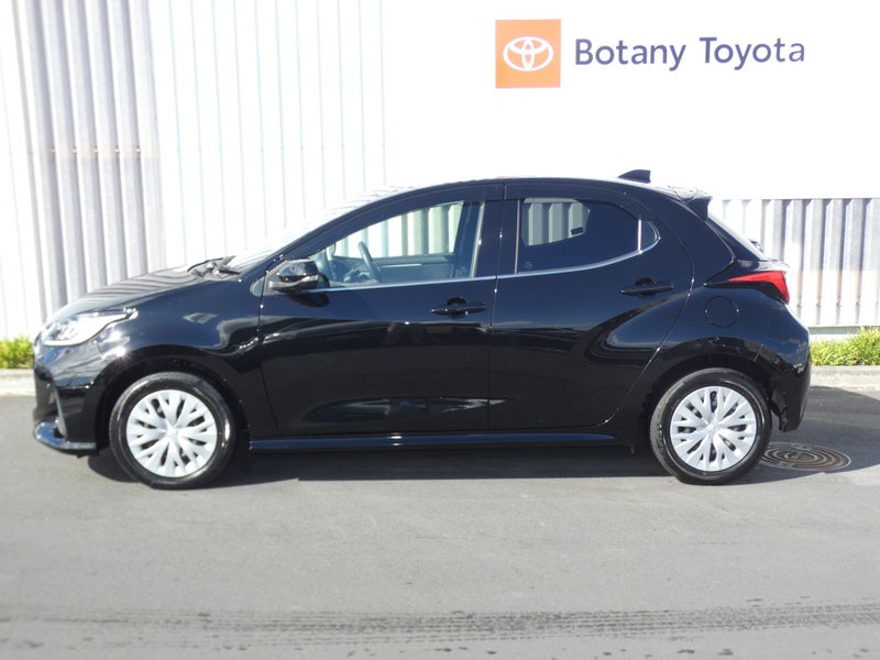 2022 Toyota Yaris 1.5 Hybrid Z 5 Dr Hatch CVT 2WD image 4