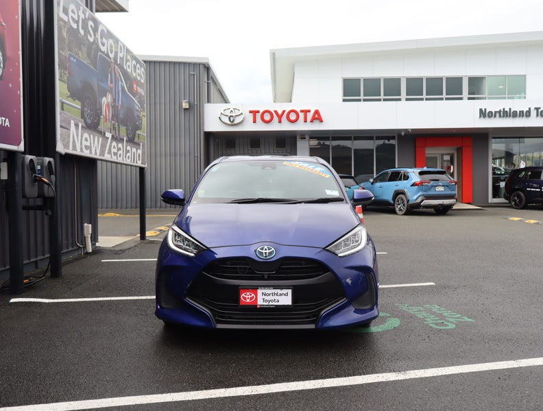 2022 Toyota Yaris 1.5 Hybrid Z 5 Dr Hatch CVT 2WD image 5