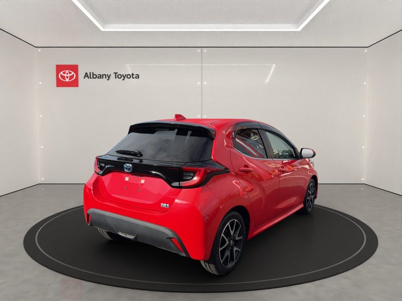 2022 Toyota Yaris 1.5 Hybrid Z 5 Dr Hatch CVT 2WD image 3
