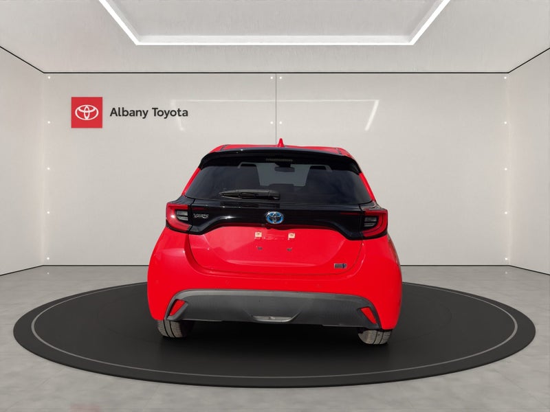 2022 Toyota Yaris 1.5 Hybrid Z 5 Dr Hatch CVT 2WD image 4