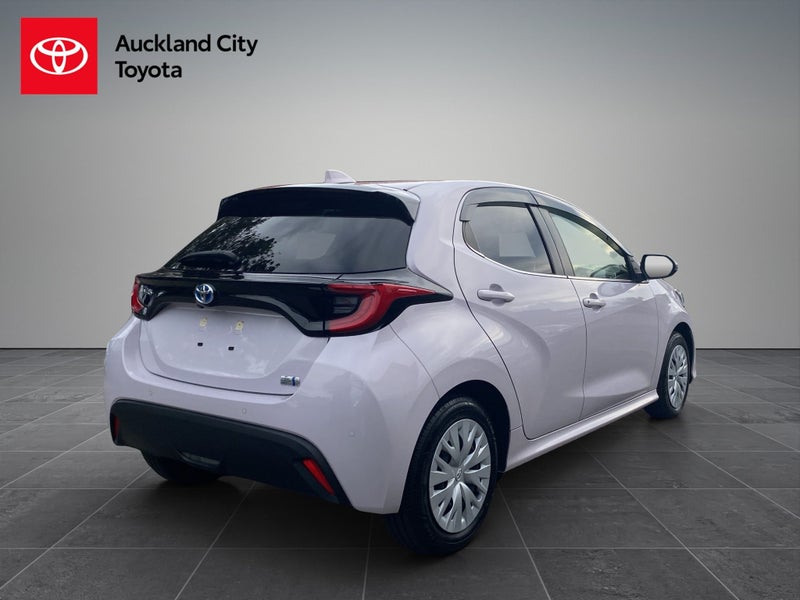 2022 Toyota Yaris 1.5 Hybrid Z 5 Dr Hatch CVT 2WD image 3