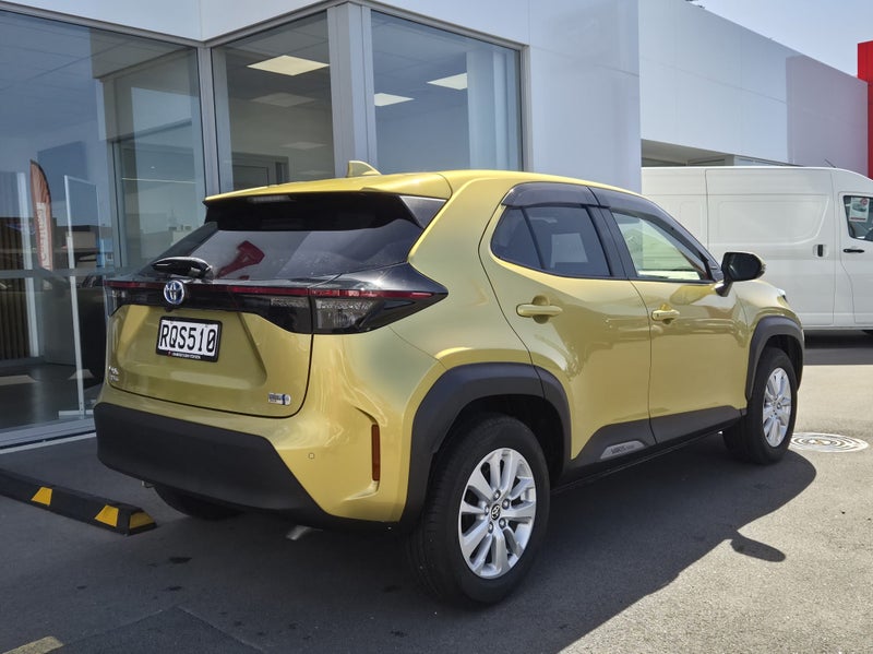2022 Toyota Yaris Cross 1.5 Hybrid G image 3