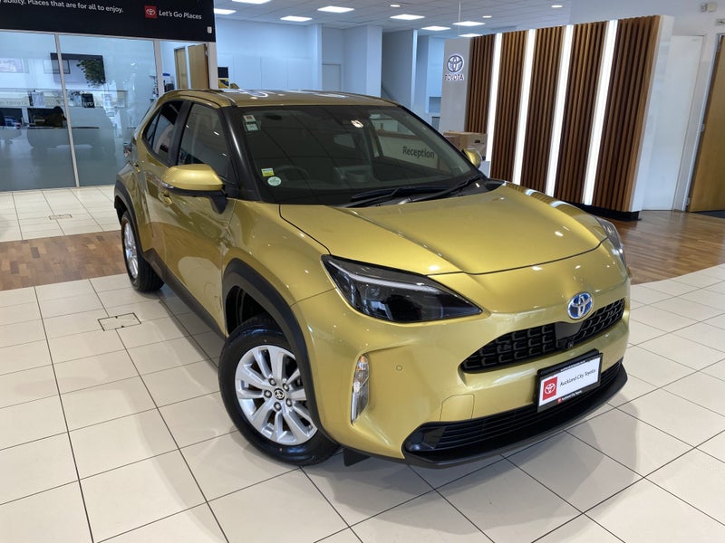 2022 Toyota Yaris Cross 1.5 Hybrid G SUV 5 Dr C... image 1