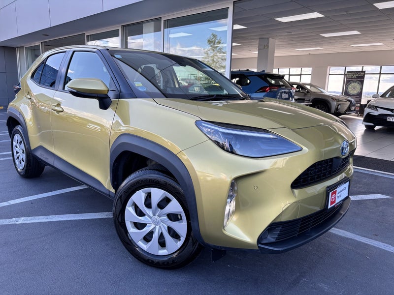 2022 Toyota Yaris Cross 1.5 Hybrid X image 1