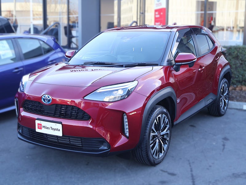 2022 Toyota Yaris Cross 1.5 Hybrid Z image 3