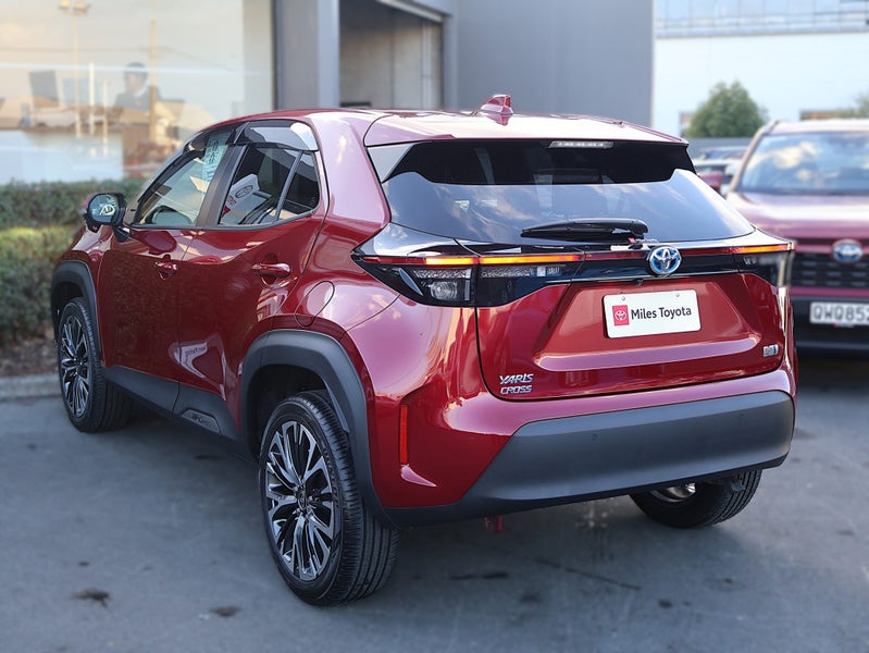 2022 Toyota Yaris Cross 1.5 Hybrid Z image 4