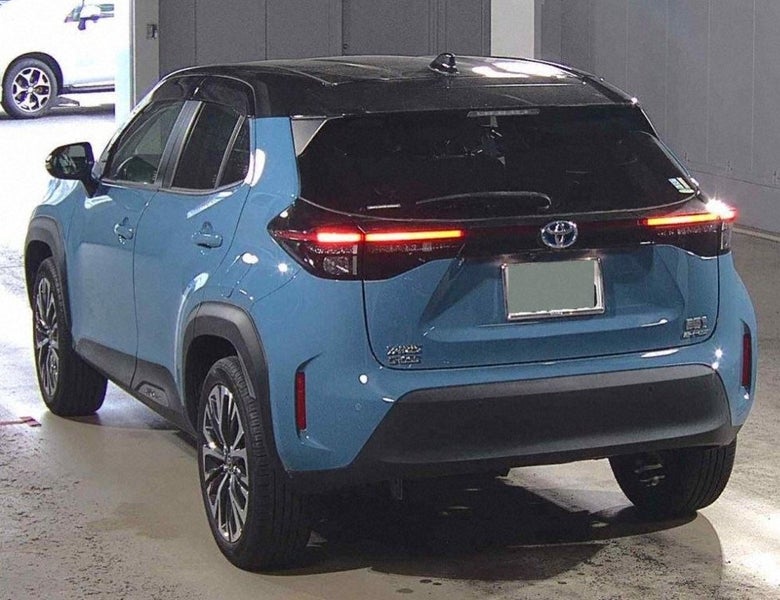 2022 Toyota Yaris Cross 1.5 Hybrid Z 4WD image 3