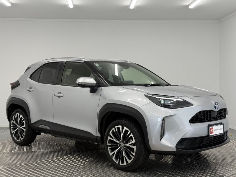 2022 Toyota Yaris Cross 1.5 Hybrid Z 4WD image 1