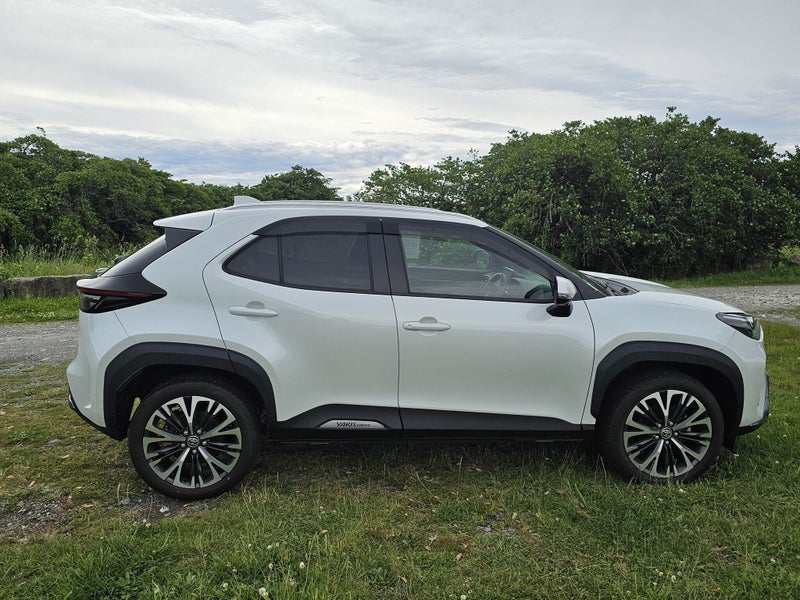 2022 Toyota Yaris Cross 1.5 Hybrid Z Adventure... image 5