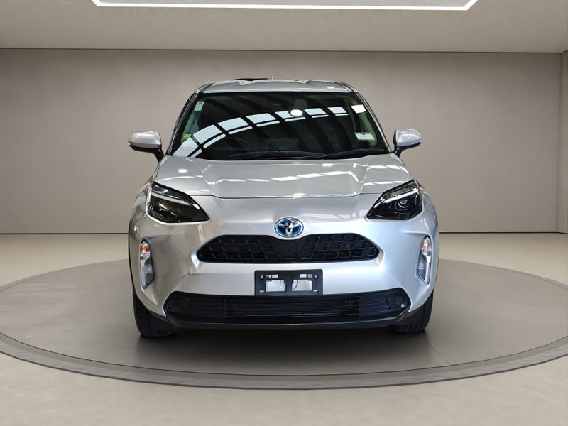 2022 Toyota Yaris Cross 1.5L Hybrid G 4WD SUV image 2