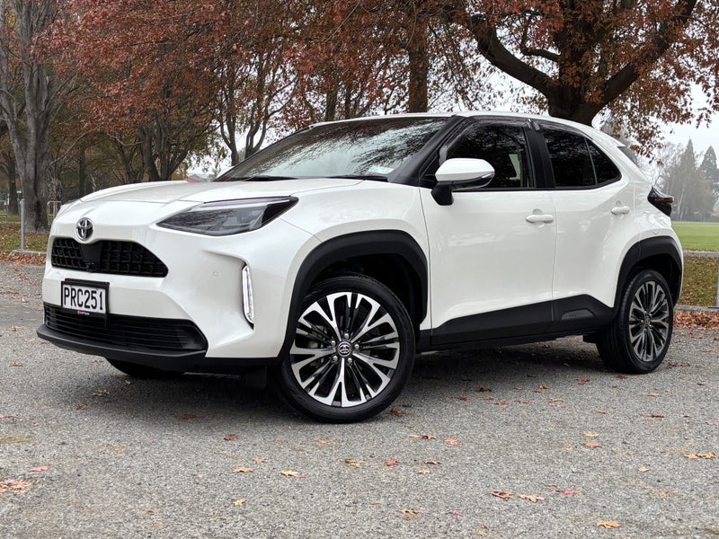 2022 Toyota Yaris Cross 1.5L Petrol FWD image 3