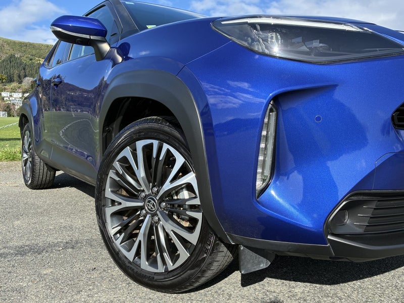 2022 Toyota Yaris Cross Cross 1.5 Hybrid Z 5 Dr... image 2