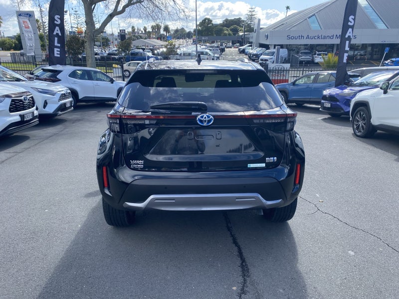 2022 Toyota Yaris Cross Cross 1.5 Hybrid Z Adve... image 3