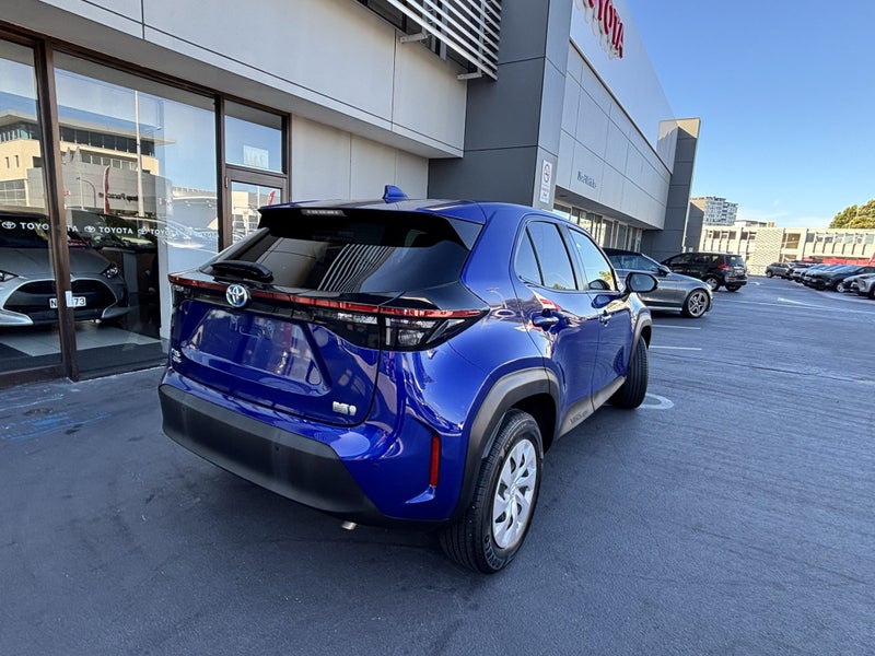 2022 Toyota Yaris Cross G SPEC HYBRID image 3