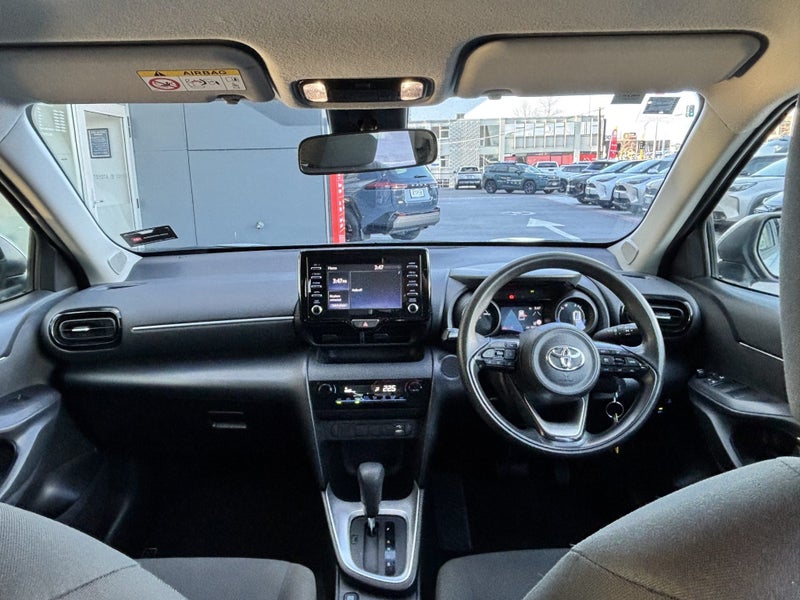 2022 Toyota Yaris Cross GX 1.5 HYBRID POPULAR C... image 2
