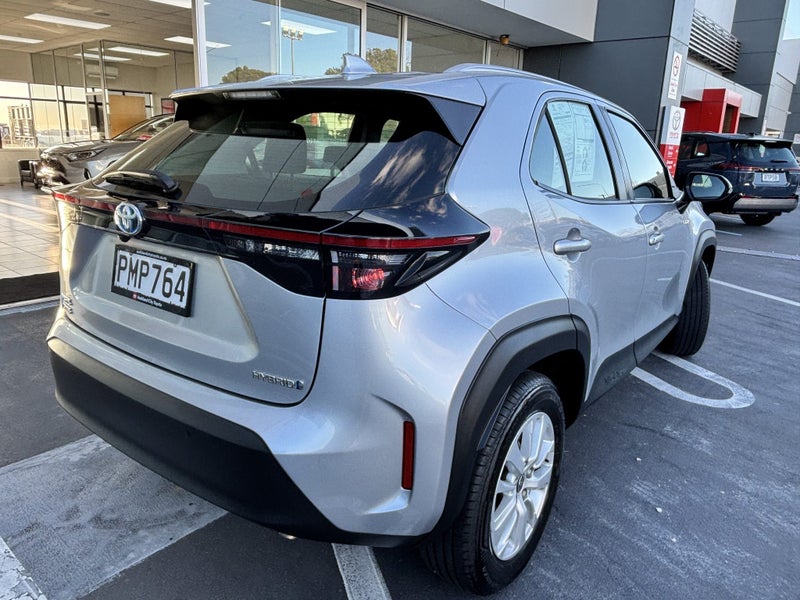 2022 Toyota Yaris Cross GX 1.5 HYBRID POPULAR C... image 3
