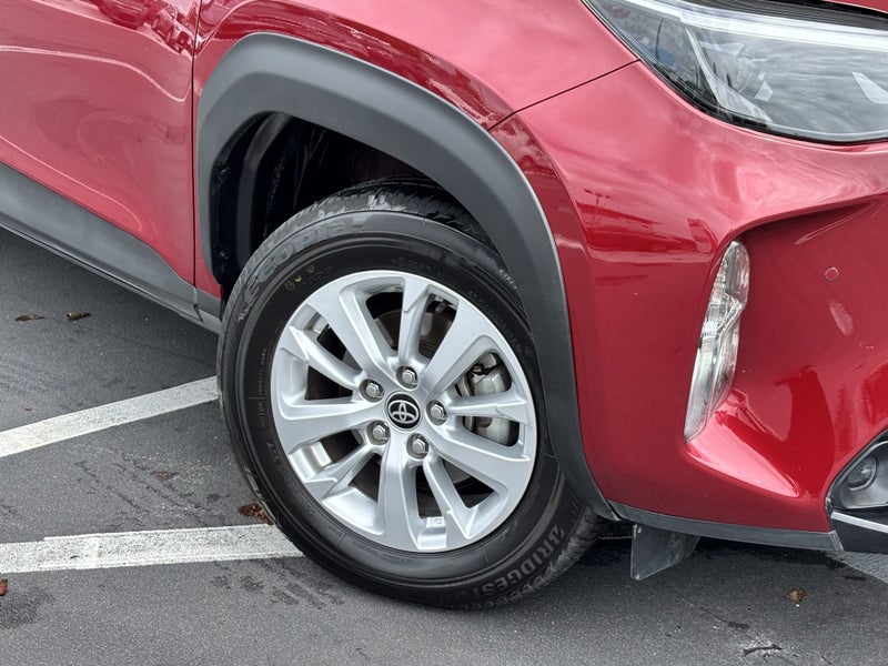 2022 Toyota Yaris Cross GX 1.5 PETROL ECONOMICA... image 5