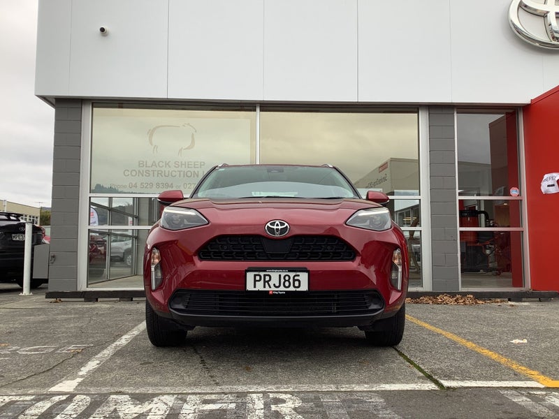 2022 Toyota Yaris Cross GX 1.5 Petrol SUV image 2