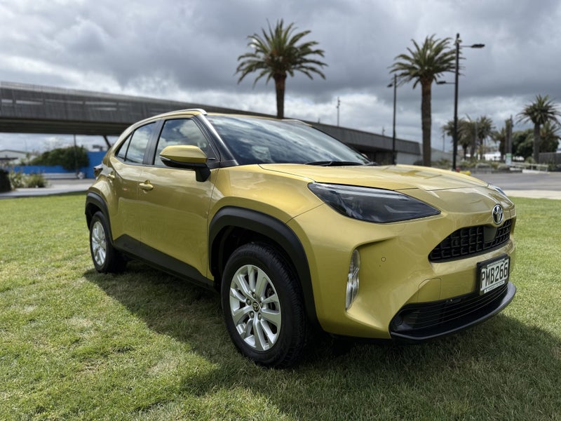 2022 Toyota Yaris Cross GX 1.5P CVT Automatic F... image 1