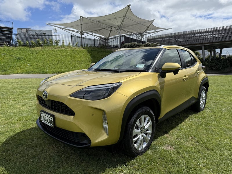 2022 Toyota Yaris Cross GX 1.5P CVT Automatic F... image 3