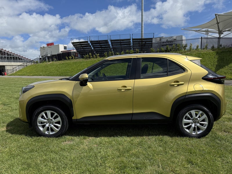 2022 Toyota Yaris Cross GX 1.5P CVT Automatic F... image 4