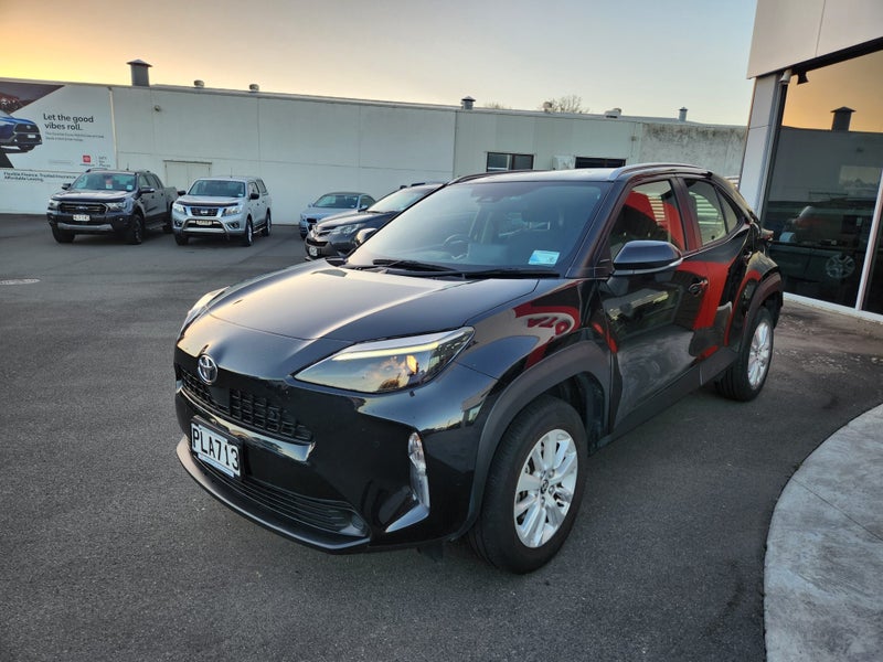 2022 Toyota Yaris Cross GX 1.5P CVT Automatic F... image 3