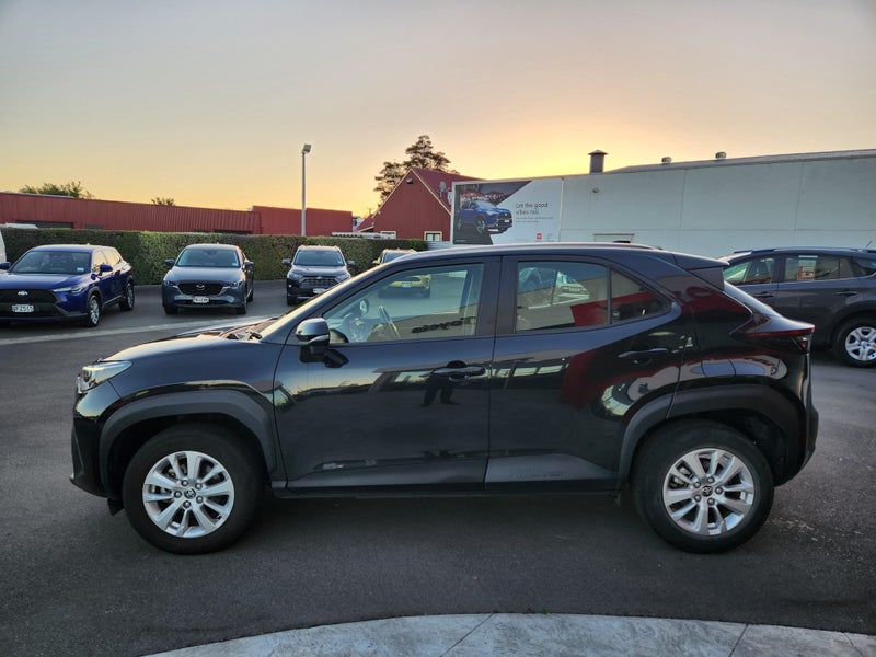 2022 Toyota Yaris Cross GX 1.5P CVT Automatic F... image 5
