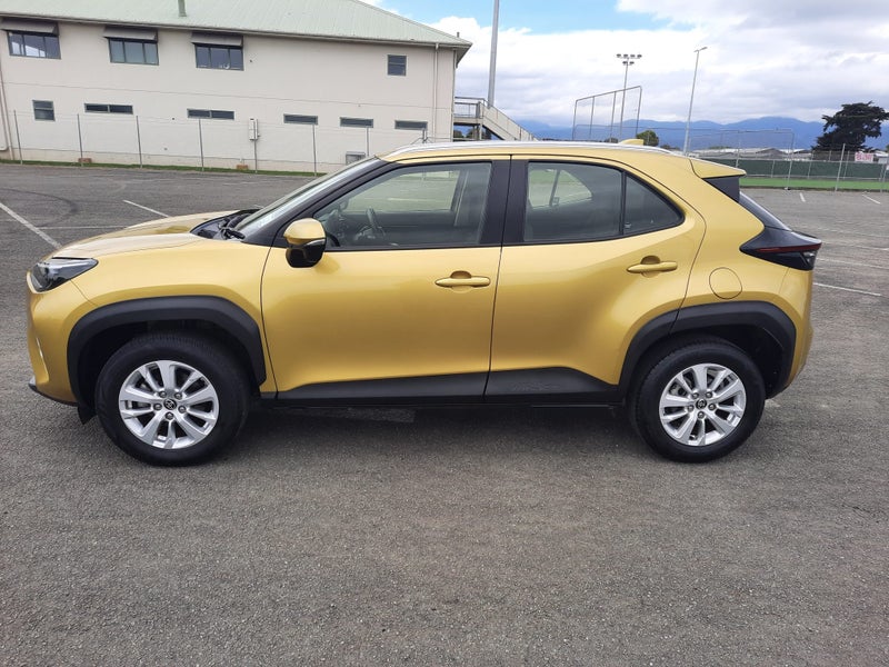 2022 Toyota Yaris Cross GX 1.5P CVT FWD Automat... image 2