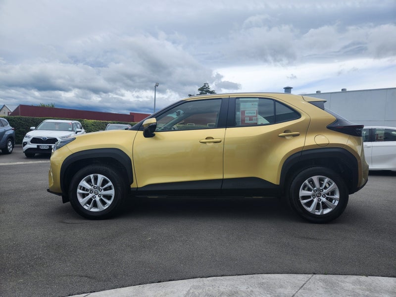 2022 Toyota Yaris Cross GX 1.5P CVT FWD Automat... image 4