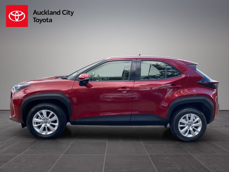 2022 Toyota Yaris Cross GX 1.5P CVT FWD SUV image 4