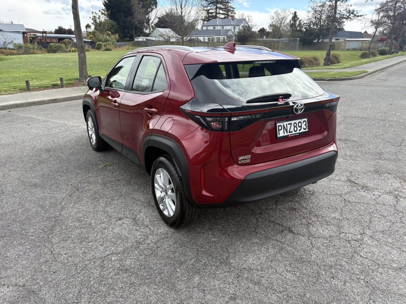 2022 Toyota Yaris Cross GX 1.5P CVT FWD SUV/5D/... image 2