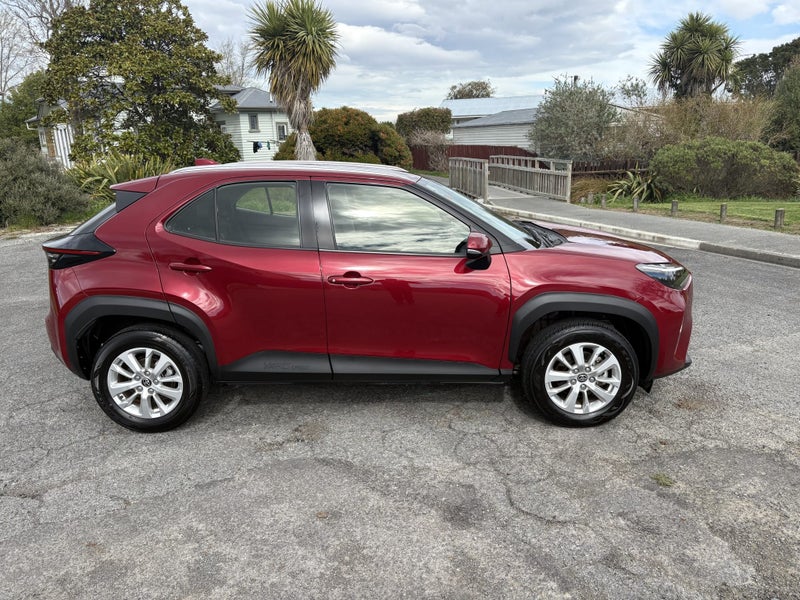 2022 Toyota Yaris Cross GX 1.5P CVT FWD SUV/5D/... image 3