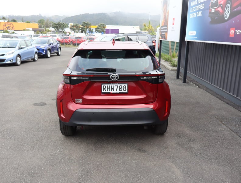 2022 Toyota Yaris Cross GX 1.5P CVT FWD SUV/5D/5S image 3