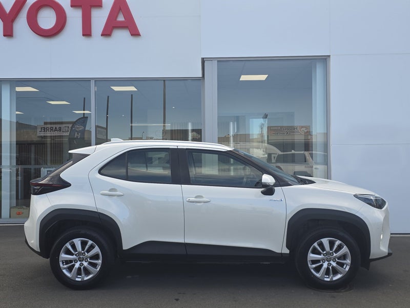 2022 Toyota Yaris Cross GX 1.5P HYBRID Auto image 2