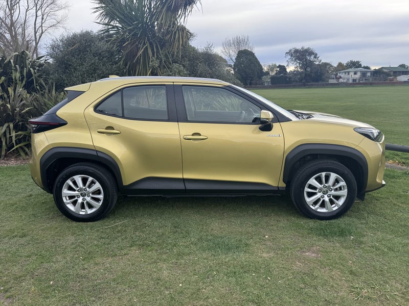 2022 Toyota Yaris Cross GX 1.5P Hybrid FWD Auto... image 5