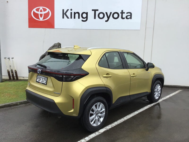 2022 Toyota Yaris Cross GX 1.5P HYBRID SUV image 5