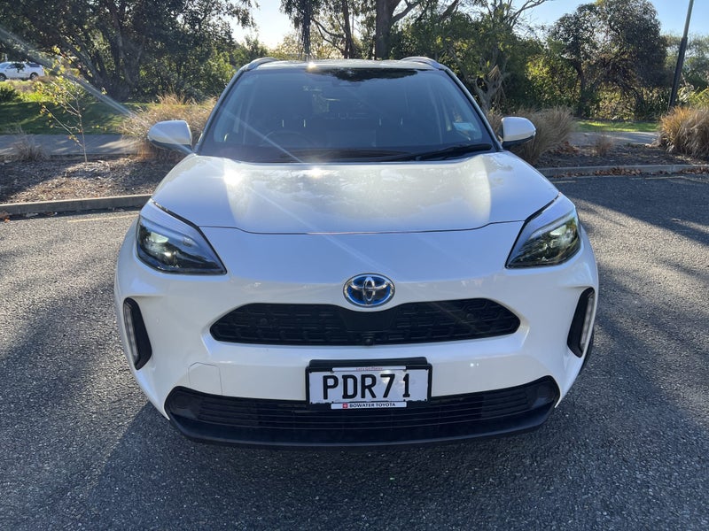 2022 Toyota Yaris Cross Limited 1.5P Hv image 3