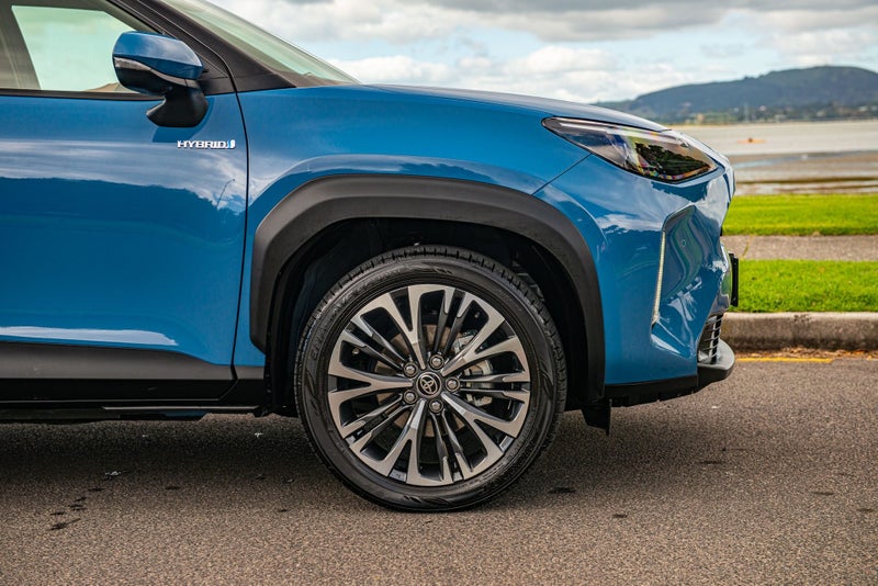 2022 Toyota Yaris Cross Limited 1.5P HV image 4