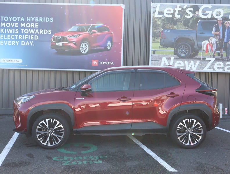 2022 Toyota Yaris Cross Limited 1.5P HV ECVT FW... image 5