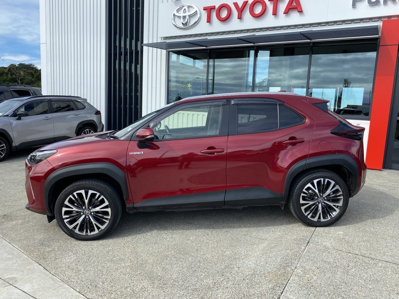 2022 Toyota Yaris Cross Limited 1.5P HV ECVT FW... image 2