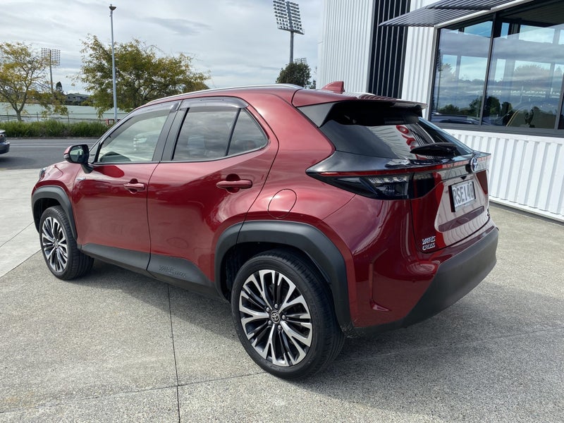 2022 Toyota Yaris Cross Limited 1.5P HV ECVT FW... image 3