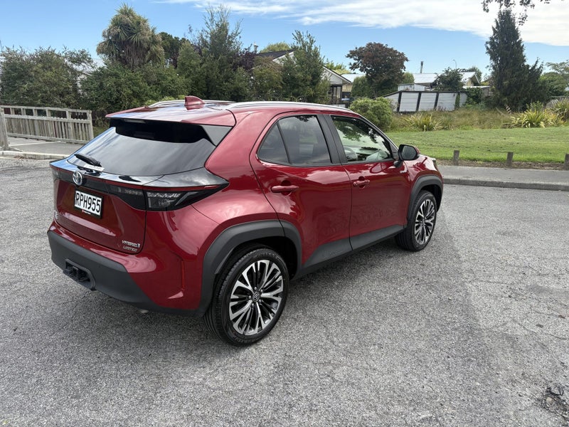 2022 Toyota Yaris Cross Limited 1.5P HV ECVT FW... image 5