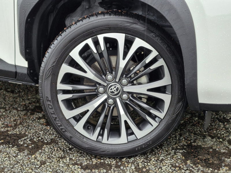 2022 Toyota Yaris Cross Limited 1.5P HV ECVT FW... image 2