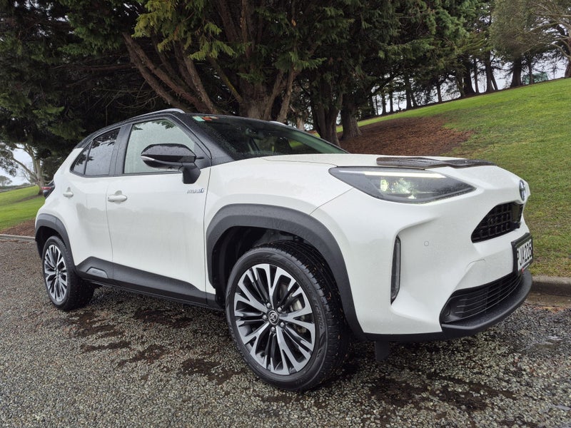 2022 Toyota Yaris Cross Limited 1.5P HV ECVT FW... image 3